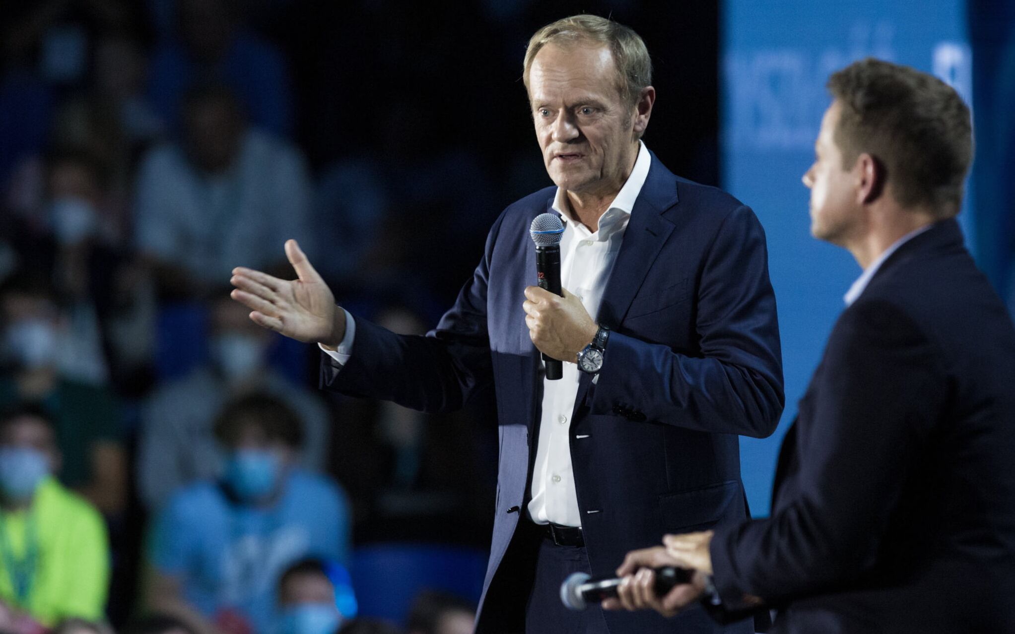 27.08.2021 Olsztyn . Kampus Uniwersytetu Warminsko - Mazurskiego - Kortowo . Lider PO Donald Tusk (l) i prezydent Warszawy Rafal Trzaskowski (p) podczas pierwszego dnia wydarzenia Campus Polska Przyszlosci . 
Fot. Adam Stepien / Agencja Gazeta