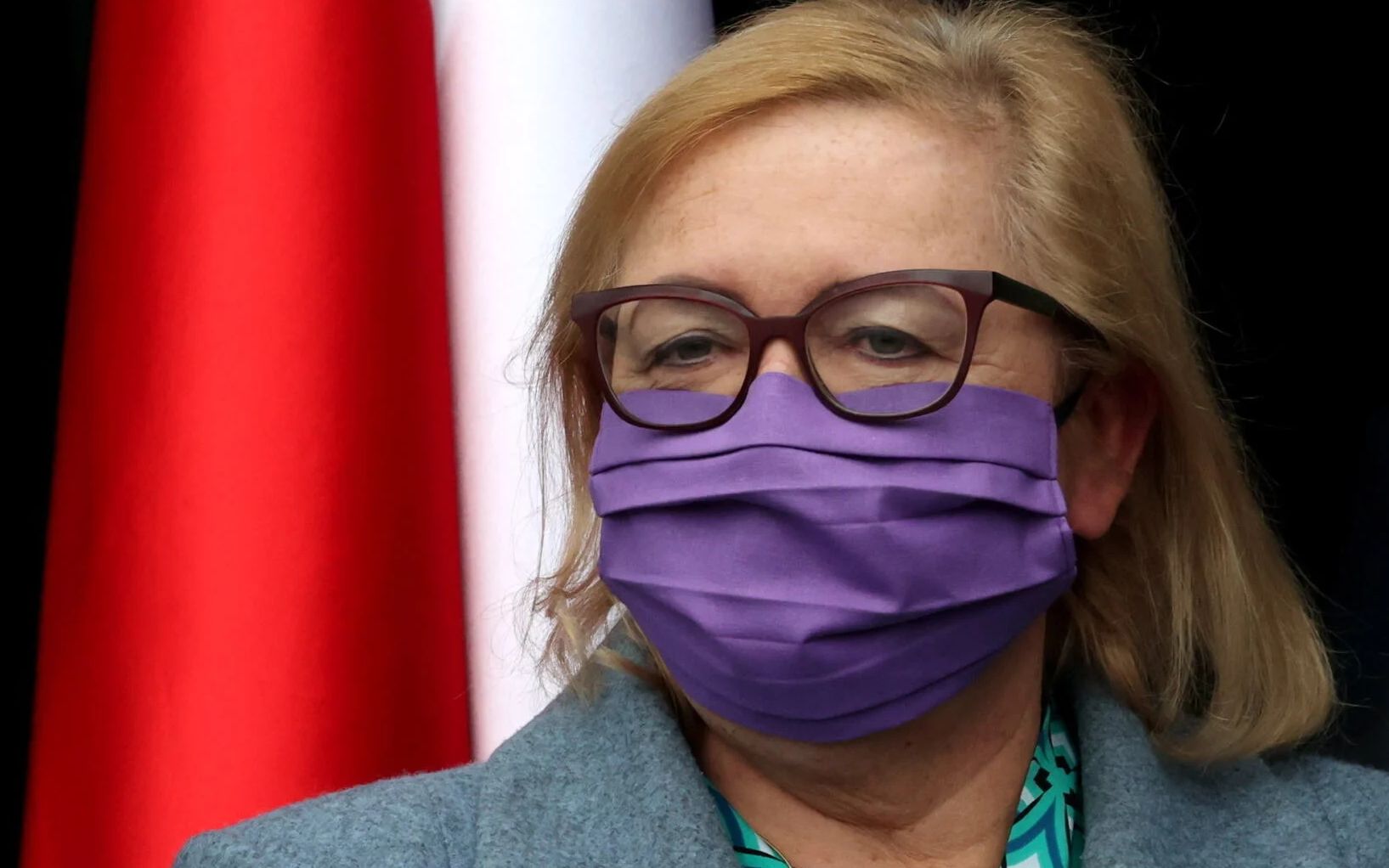 14.12.2020  Warszawa . Pierwsza Prezes SN Malgorzata Manowska podczas uroczystosci odsloniecia popiersia pierwszego prezesa Sadu najwyzszego Stanislawa Pomian Srzednickiego przed budynkiem Sadu Najwyzszego .
Fot . Kuba Atys / Agencja Gazeta