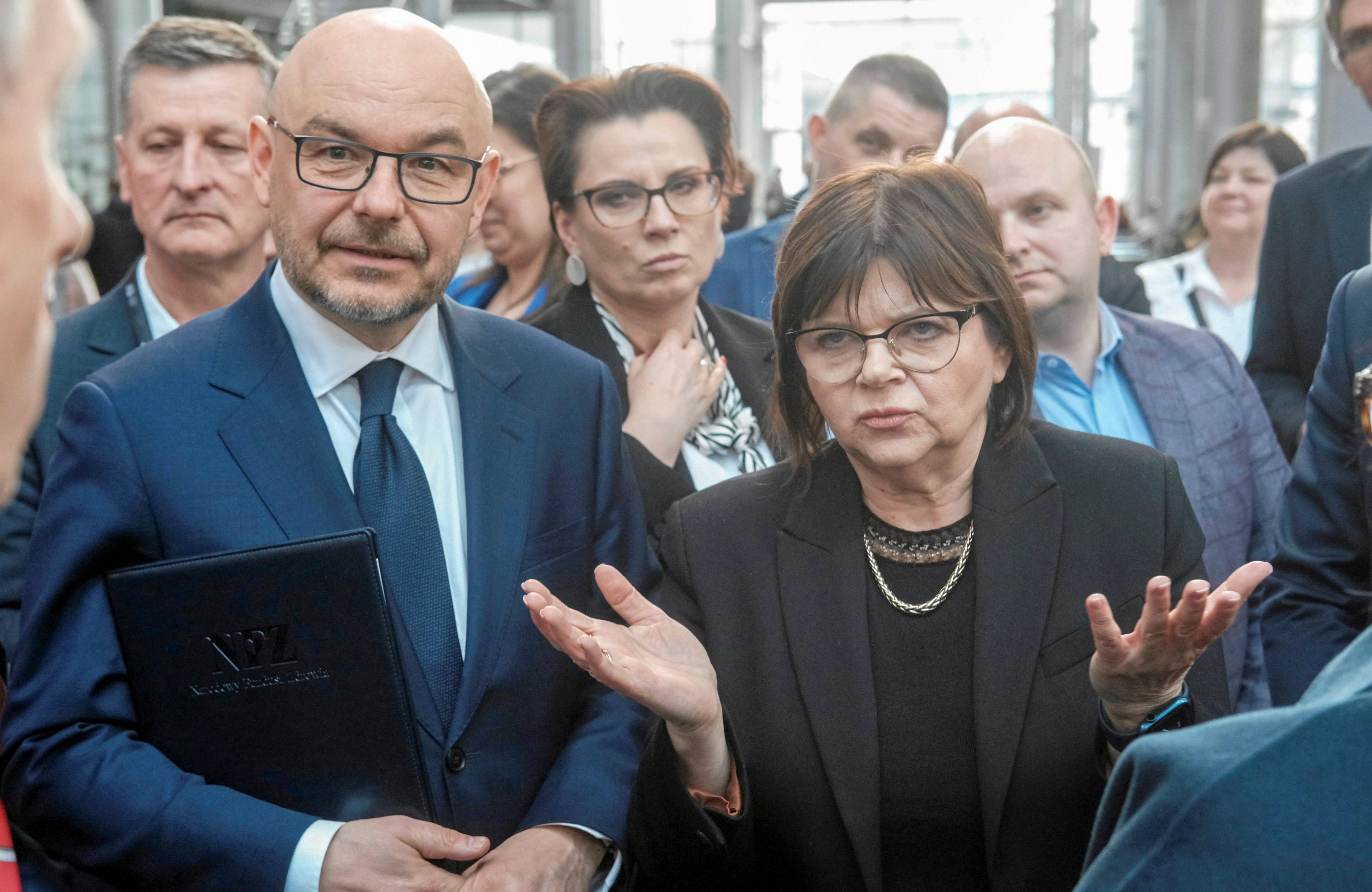 Minister Zdrowia Izabela Leszczyna i Prezes Narodowego Funduszu Zdrowia Filip Nowak
