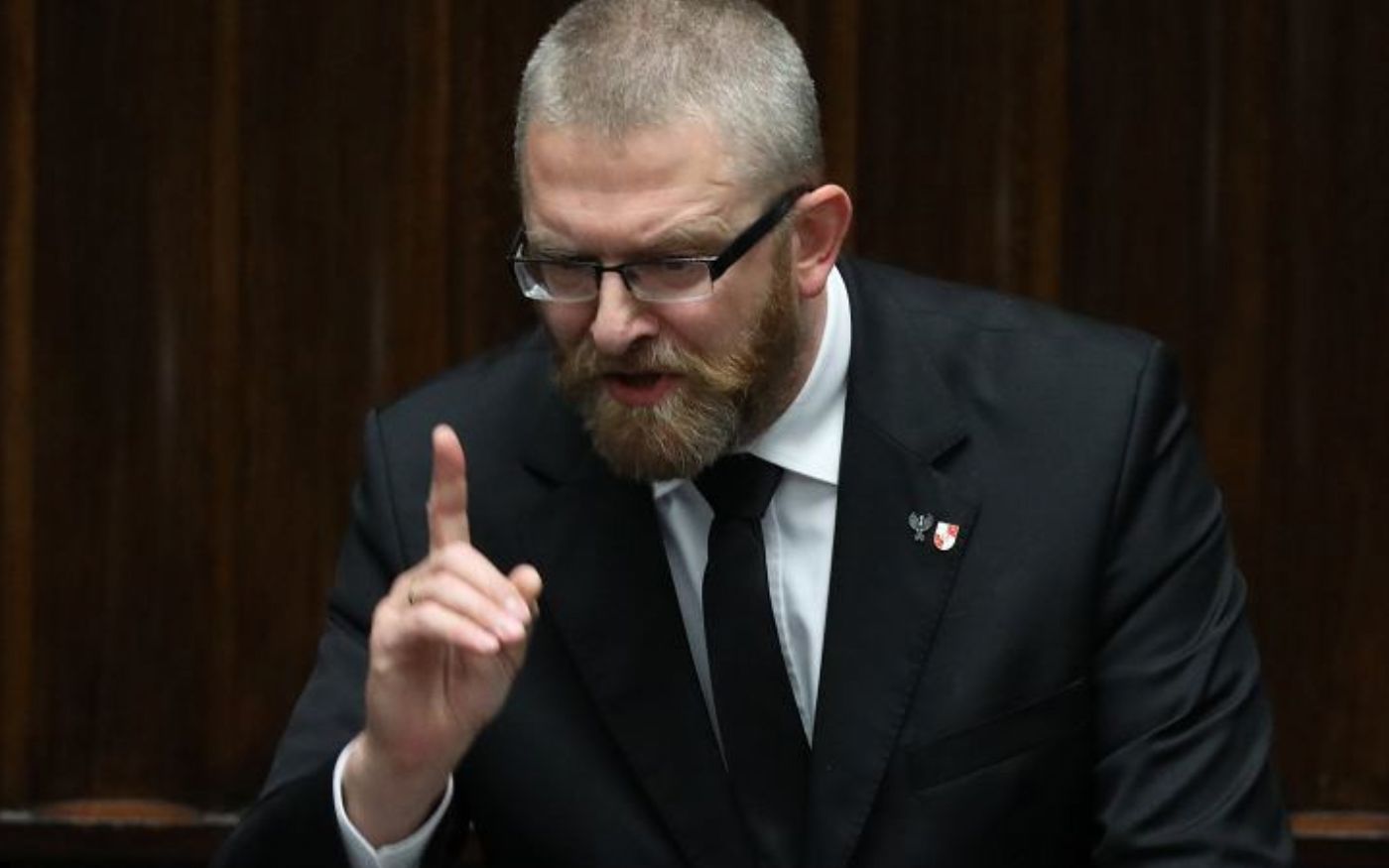 Grafika do artykułu Tusk razem z Hołownią wygrywają z Kaczyńskim 37 do 34 proc., ale jest kłopot z Konfederacją [SONDAŻ]