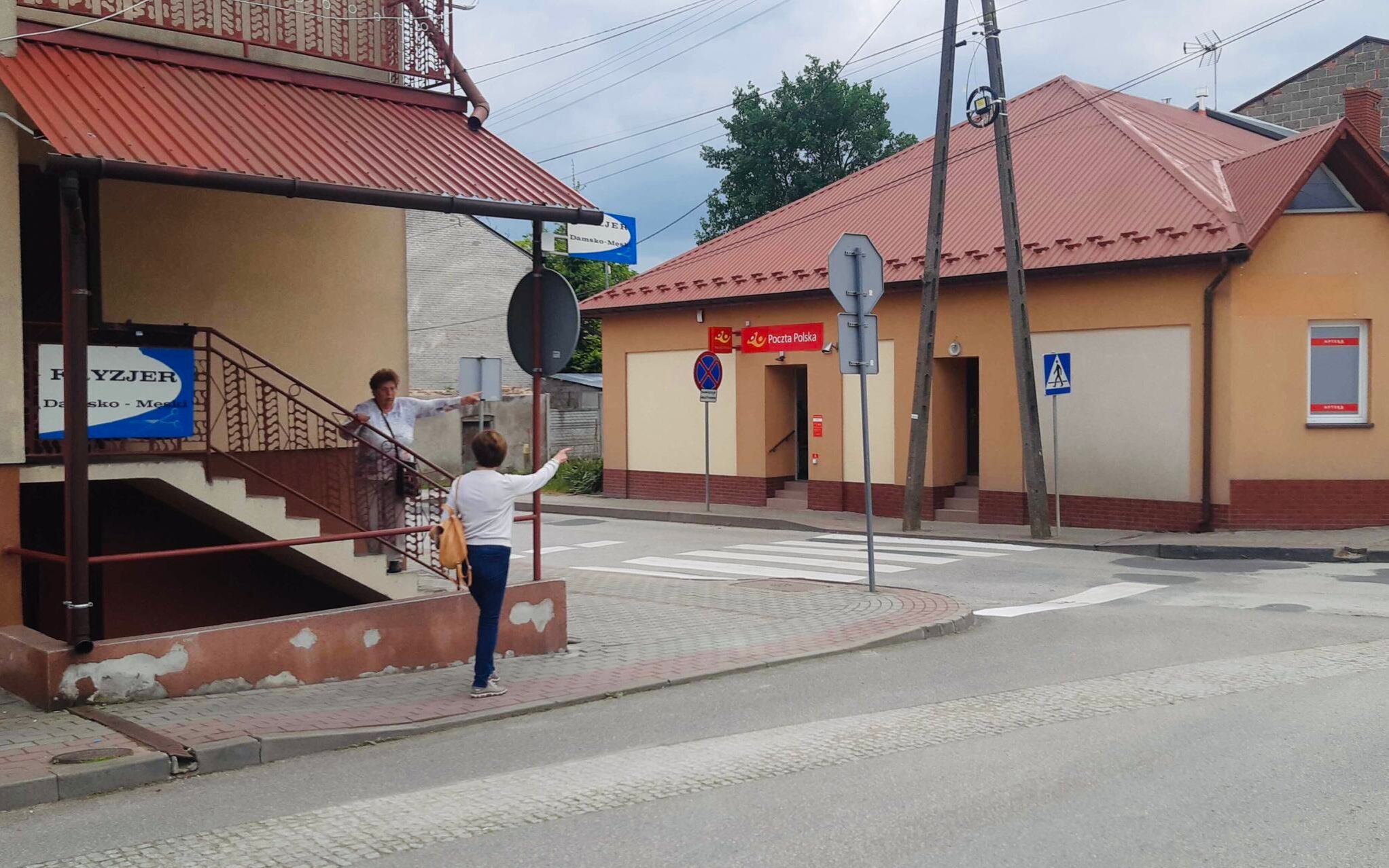 Grafika do artykułu Wie pani, czemu tak się zdenerwowałam, jak rozmawiałam z min. Cieślakiem? Pojechaliśmy do Pacanowa
