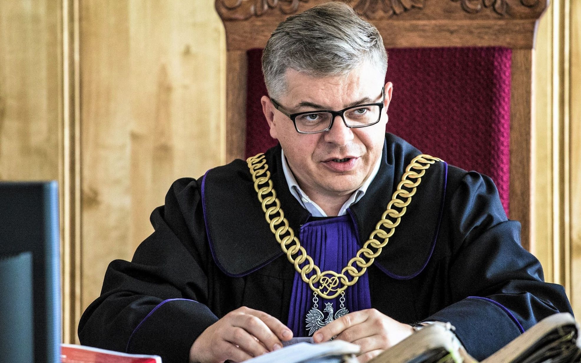 Grafika do artykułu Sędzia Biliński wraca do spraw karnych. W obronę wzięła go prezes Sądu Okręgowego w Warszawie