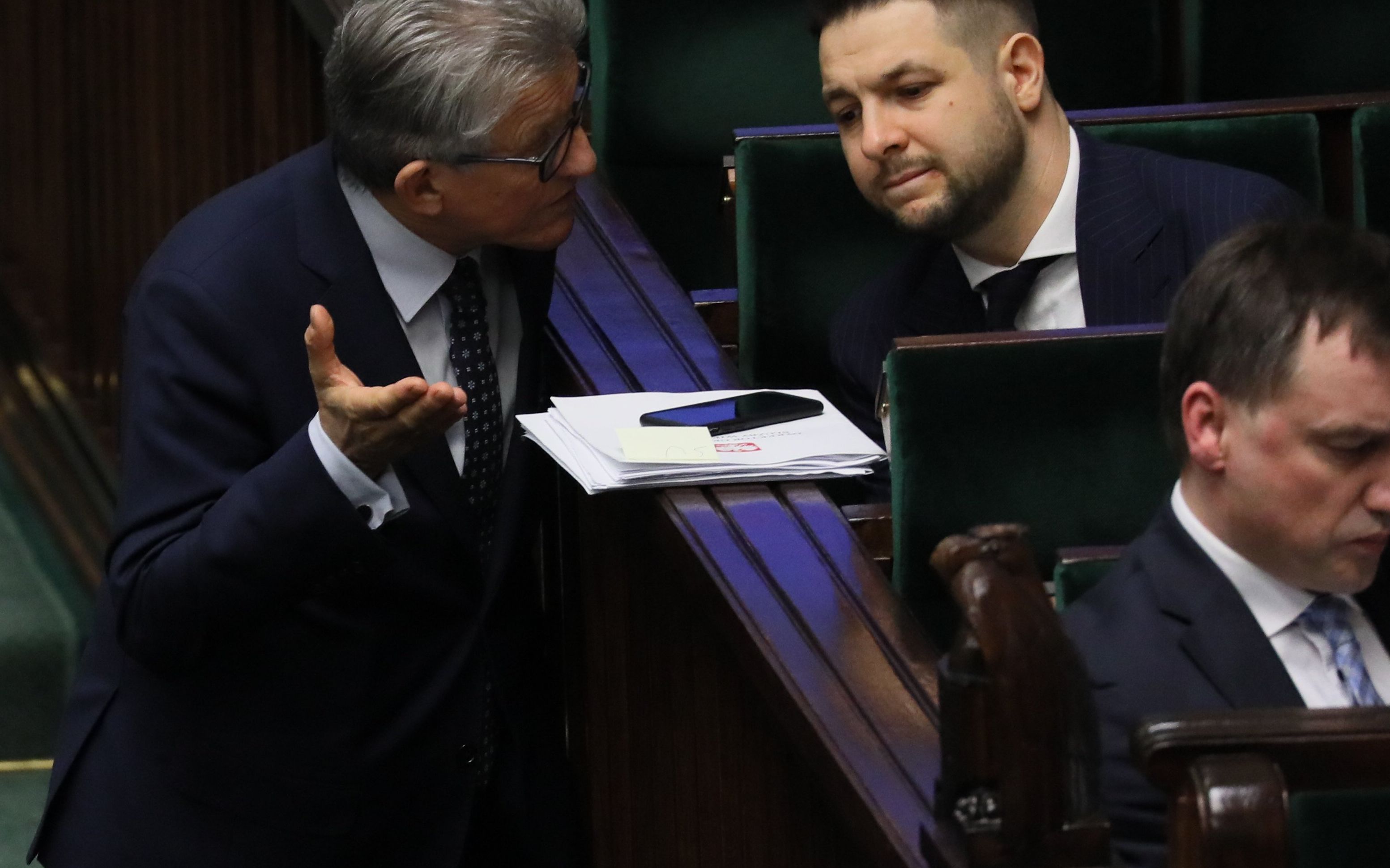 30.01.2019 Warszawa , ulica Wiejska . Sejm . Od lewej: Stanislaw Piotrowicz , wiceminister sprawiedliwosci Patryk Jaki , minister sprawiedliwosci Zbigniew Ziobro podczas posiedzenia .
Fot. Slawomir Kaminski / Agencja Gazeta