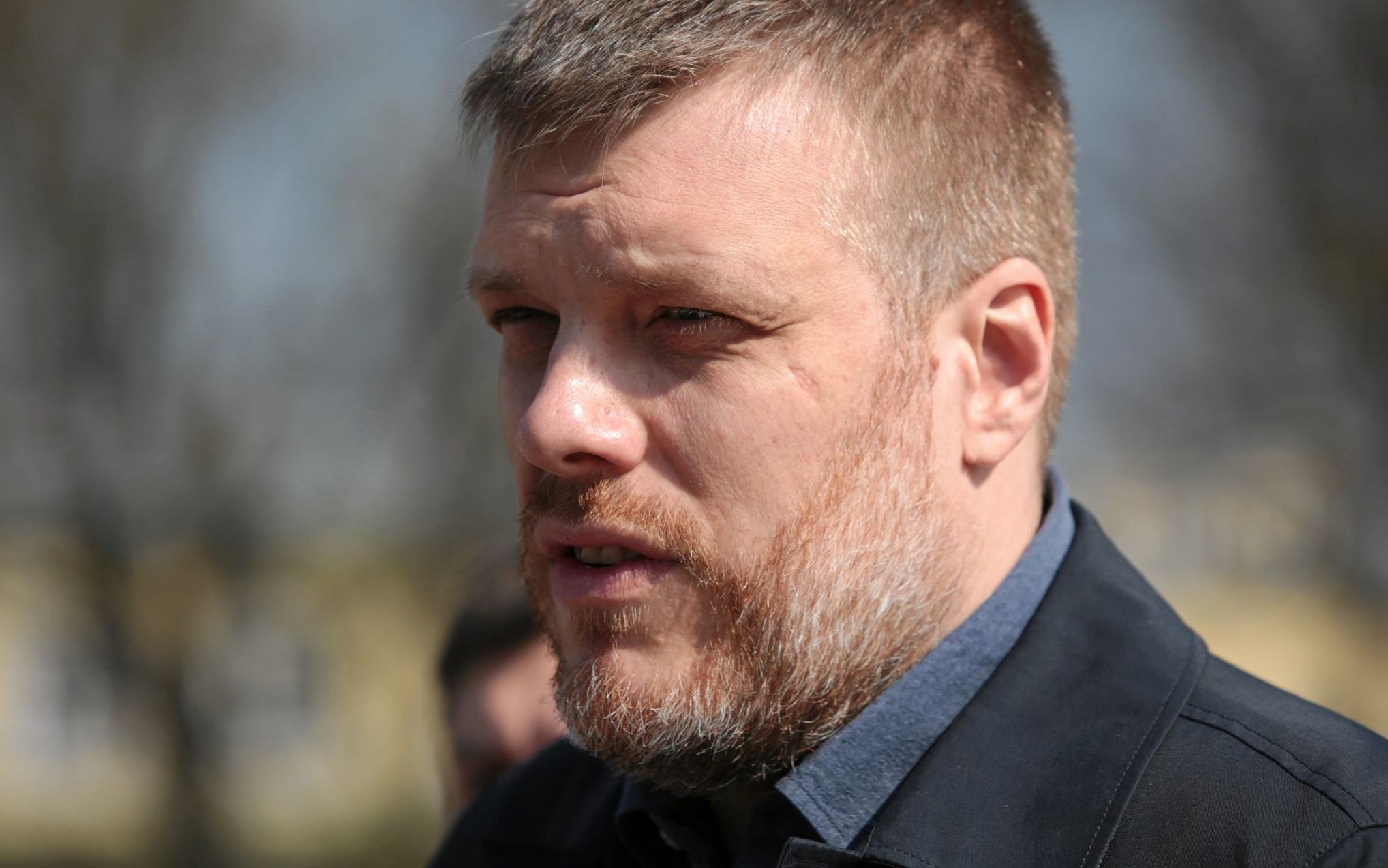 09.04.2019 Kielce . Adrian Zandberg podczas konferencji prasowej partii Razem na ktorej zaprezentowano kandydatow z list Lewicy Razem .
Fot. Pawel Malecki / Agencja Gazeta