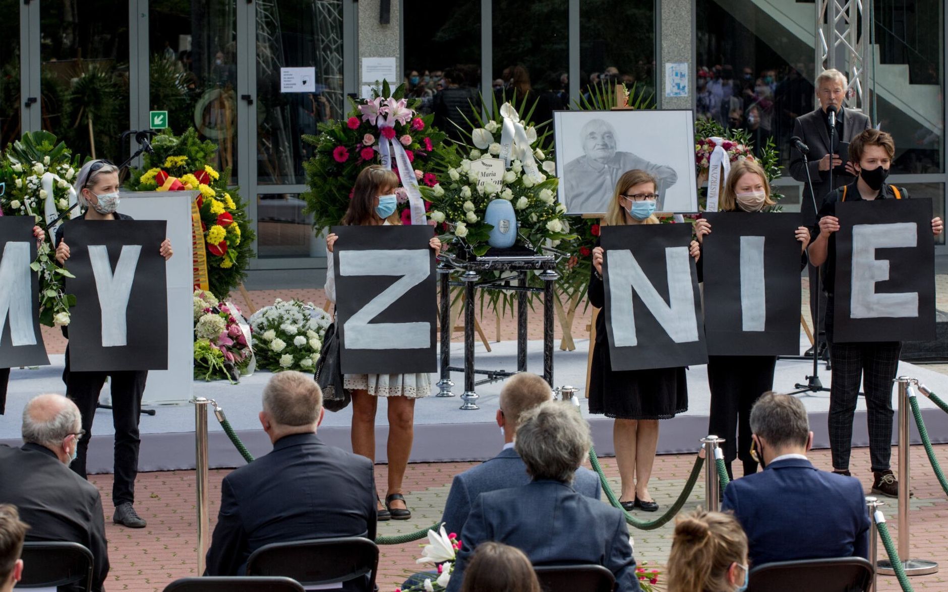 04.09.2020 Warszawa . Cmentarz Powazki Wojskowe . Pogrzeb krytyczki literackiej Marii Janion .
Fot. Adam Stepien / Agencja Gazeta