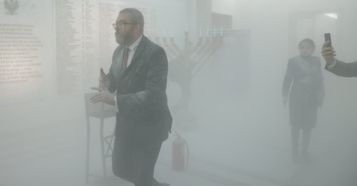 Ułaskawienie Brauna za przekazanie poparcia Nawrockiemu? „To korupcja polityczna”