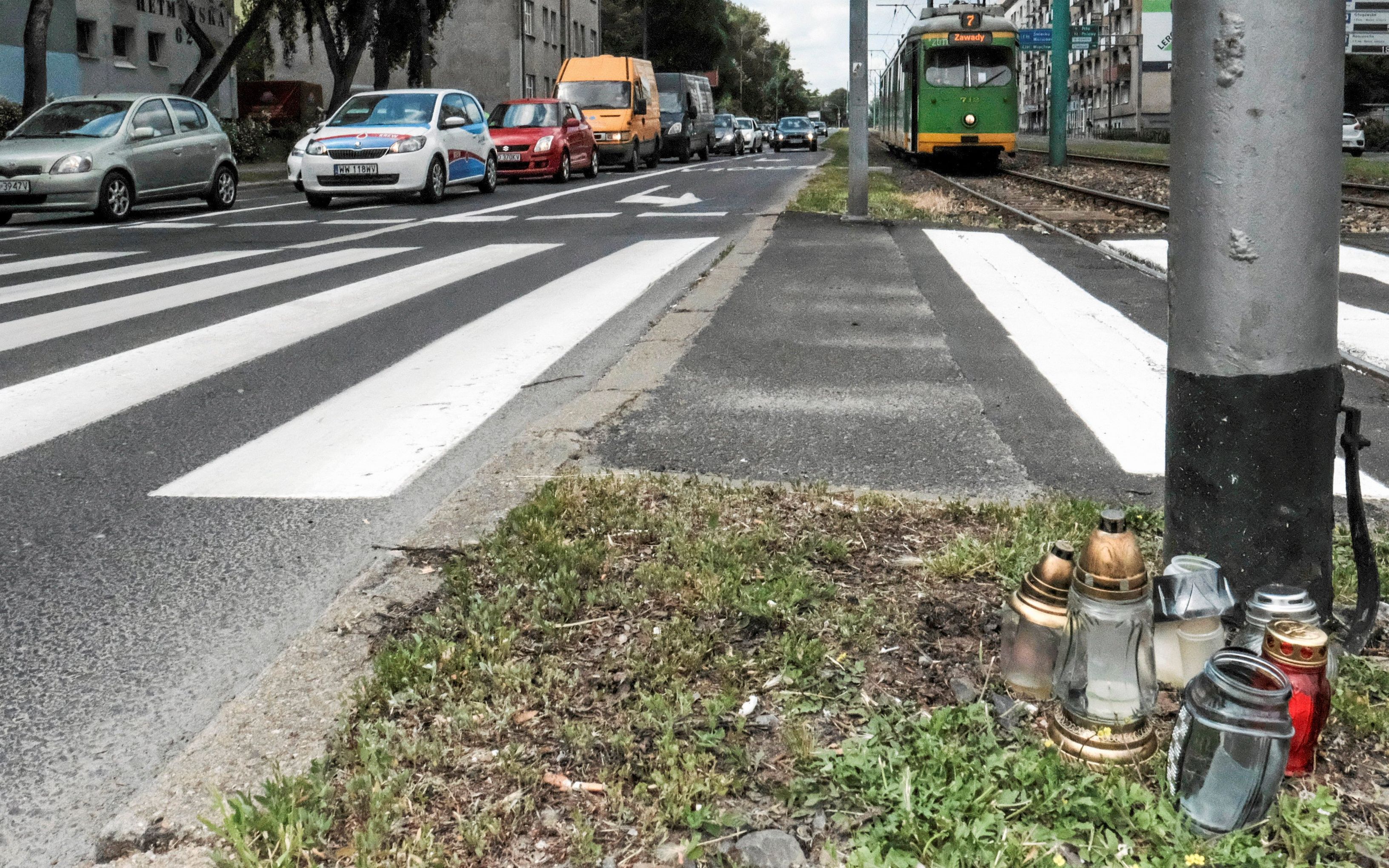 07.06.2019 Poznan , skrzyzowanie ulicy Hetmanska i Dmowskiego . Przejscie dla pieszych , na ktorym zginal chlopiec potracony przez tramwaj .
Fot. Piotr Skornicki / Agencja Gazeta