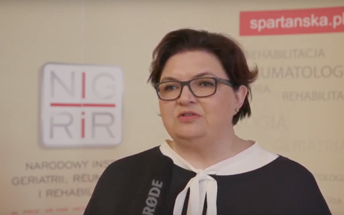Grafika do artykułu Gdy raz uderzy, to nie przemoc? Minister Bojanowska ma już na swoim koncie podobne "osiągnięcia"