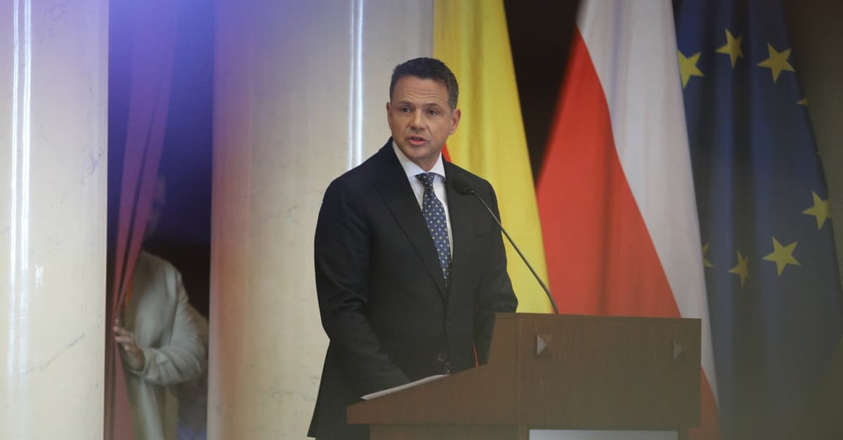 Trzaskowski ma spokój, a Tusk ból głowy? Awantura o Szpital Południowy