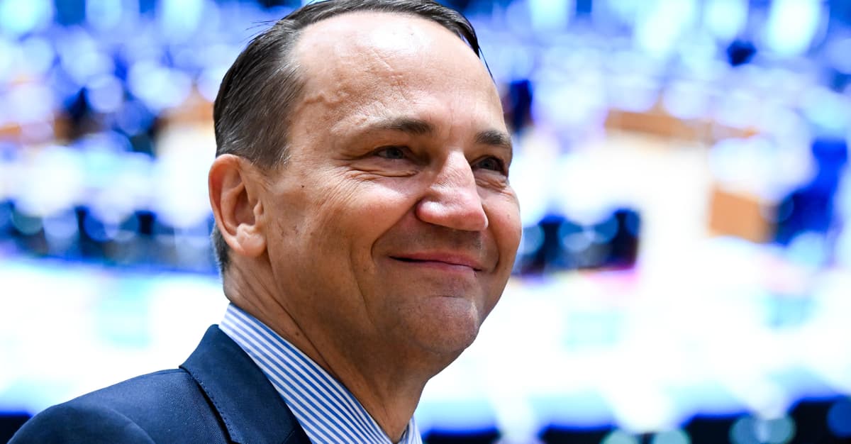 Nie tylko córka Tuska. Pegasus nagrał też Sikorskiego i żonę obecnego premiera