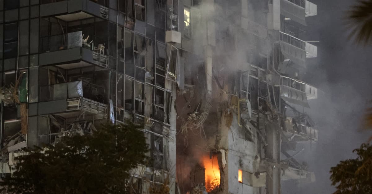 Иранский ответ на израильскую атаку: баллистические ракеты в Тель-Авиве