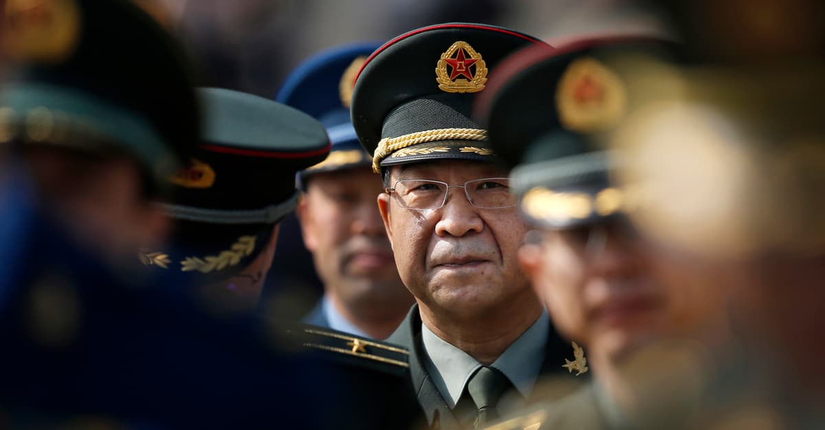 Jedno zdanie, cztery operacje władzy. Co czystki w armii Chin mówią naprawdę?