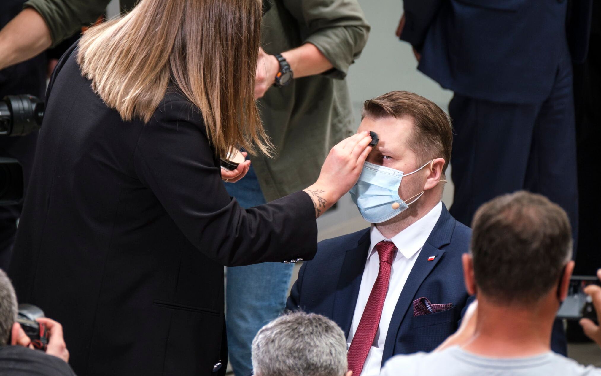 14.05.2021 Rzeszow , Uniwersytet Rzeszowski . rMinister Edukacji i Nauki Przemyslaw Czarnek przed wywiadem dla TVP . Podpisanie deklarcji w sprawie budowy Szpitala Uniwersyteckiego .
Fot. Patryk Ogorzalek / Agencja Gazeta