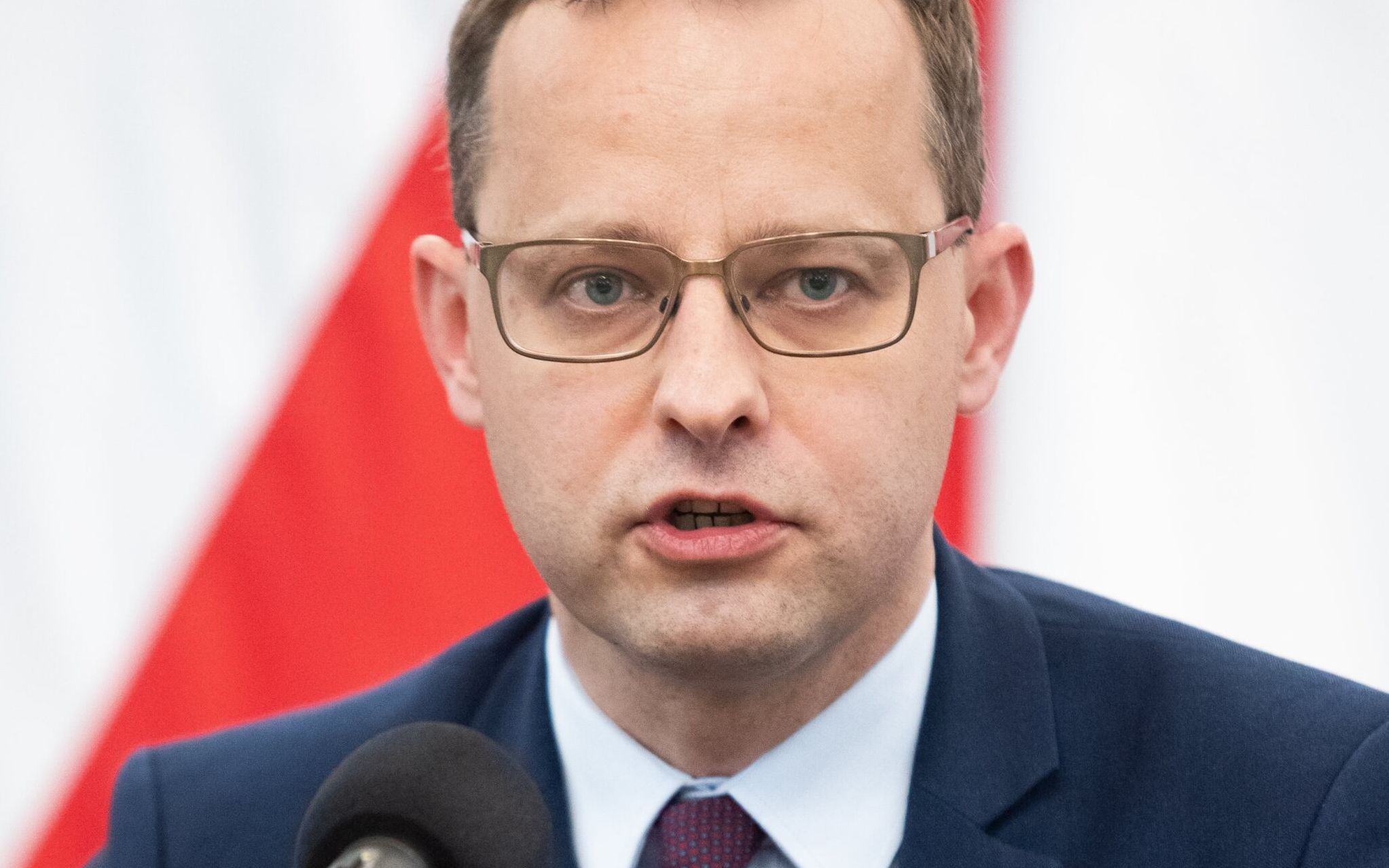 28.05.2020 Lublin . Wiceminister sprawiedliwosci Marcin Romanowski podczas konferencji prasowej w sprawie rozszerzenia kierownictwa w urzedzie wojewodzkim i sytuacji epidemiologicznej w wojewodztwie lubelskim w zwiazku z epidemia koronawiursa .
Fot. Jakub Orzechowski / Agencja Gazeta