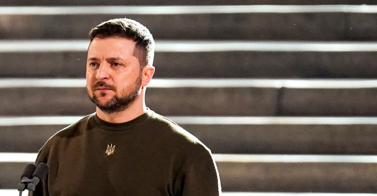 Zełenski: Ukraińska armia odbija teren w rejonie Pokrowska i Dobropola