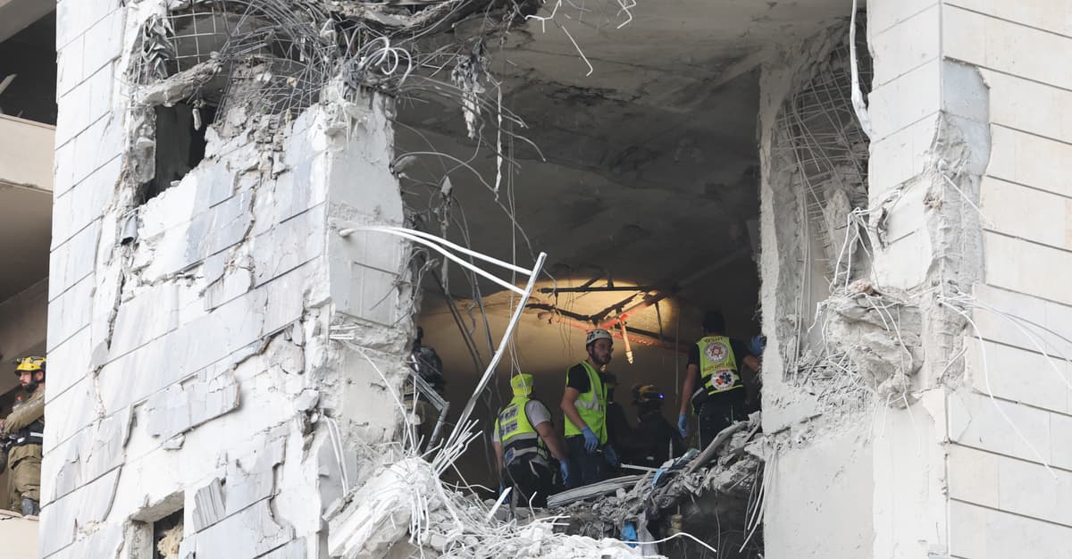 Israel-Iran War. 8 Dead in Israel at Night. Israeli Minister Threatens Iranian Civilians