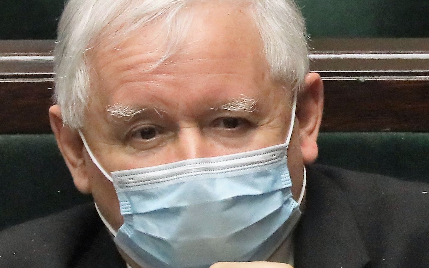 Jarosław Kaczyński w maseczce