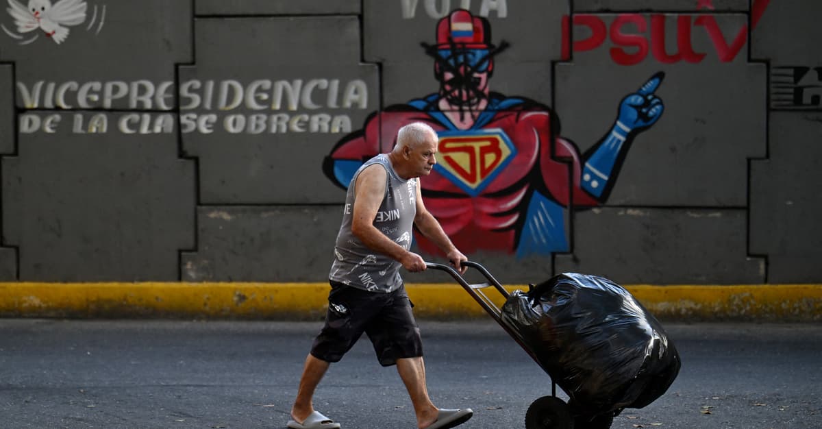 „Wymachują pistoletami, sprawdzają telefony”. Opowieść o codzienności w Caracas