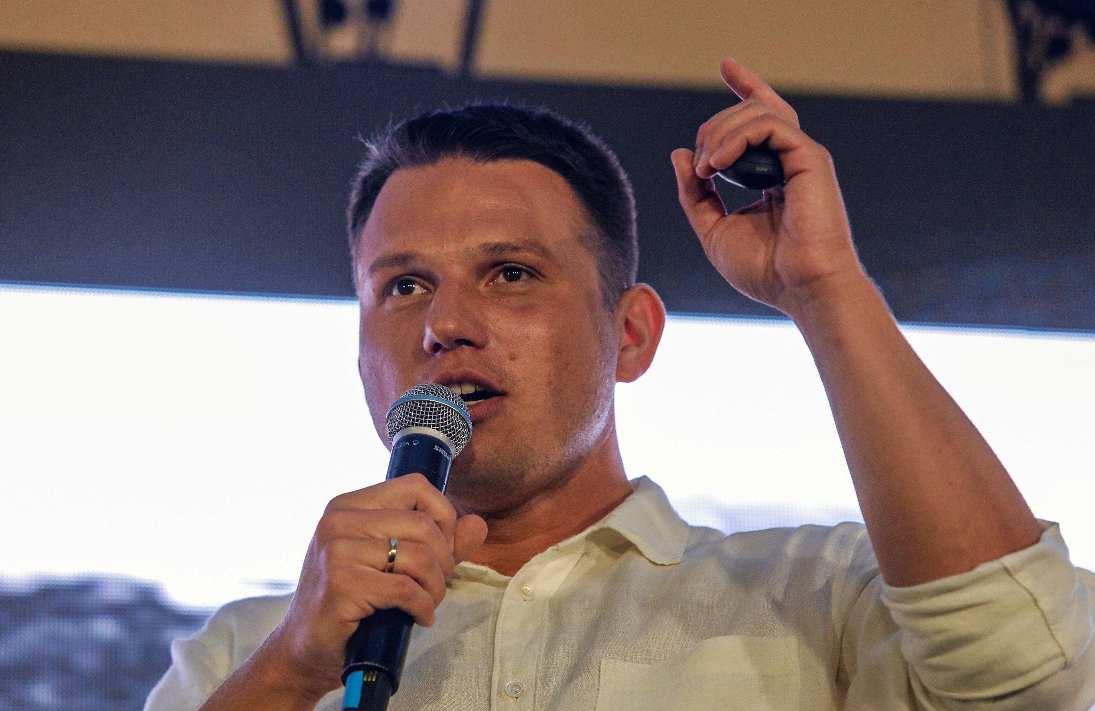 Sławomit Mentzen przemawia w Bielsku-Białej