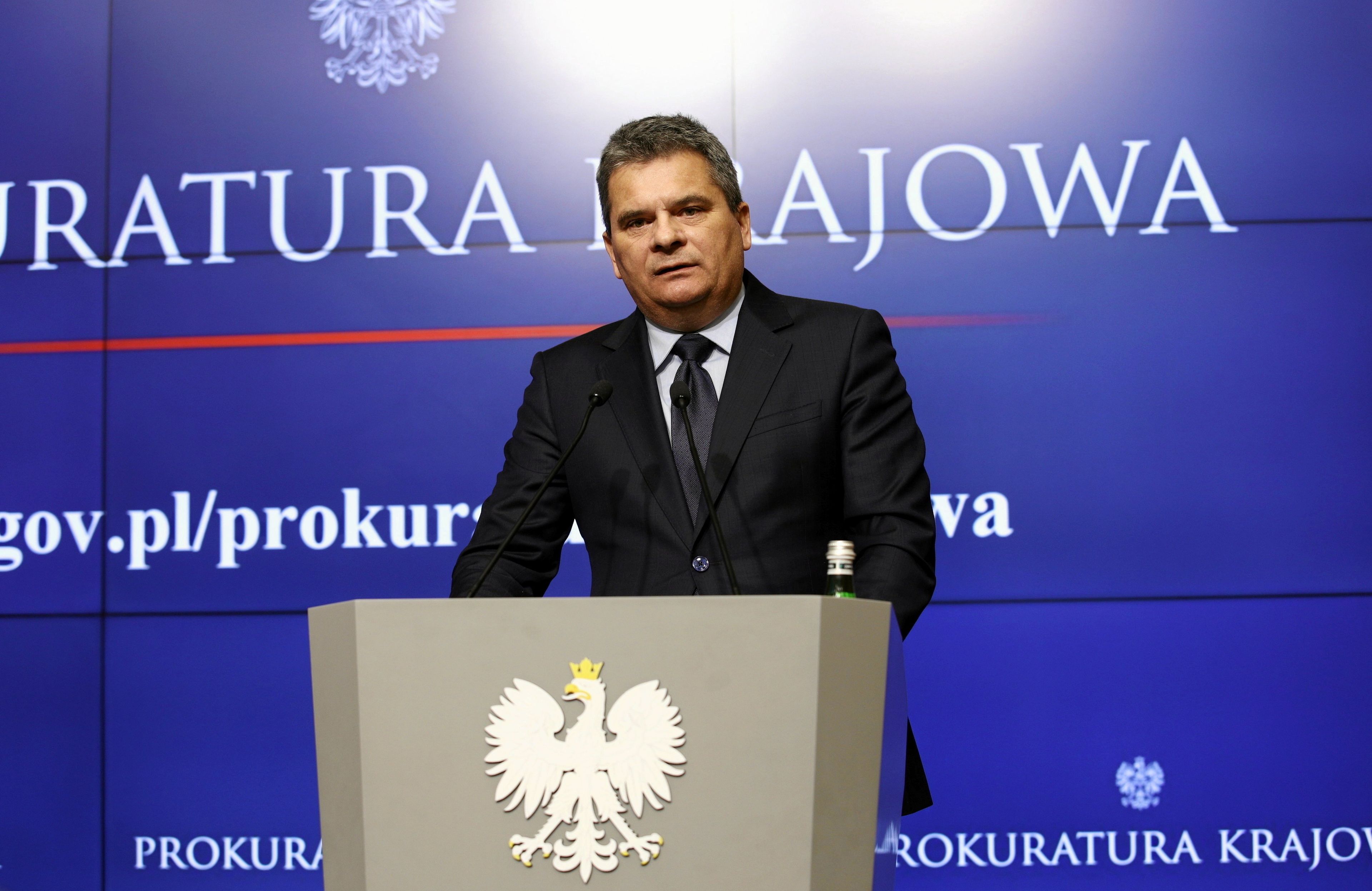 Prokurator Dariusz Korneluk podczas konferencji na temat spraw związanych z działalnością Orlenu