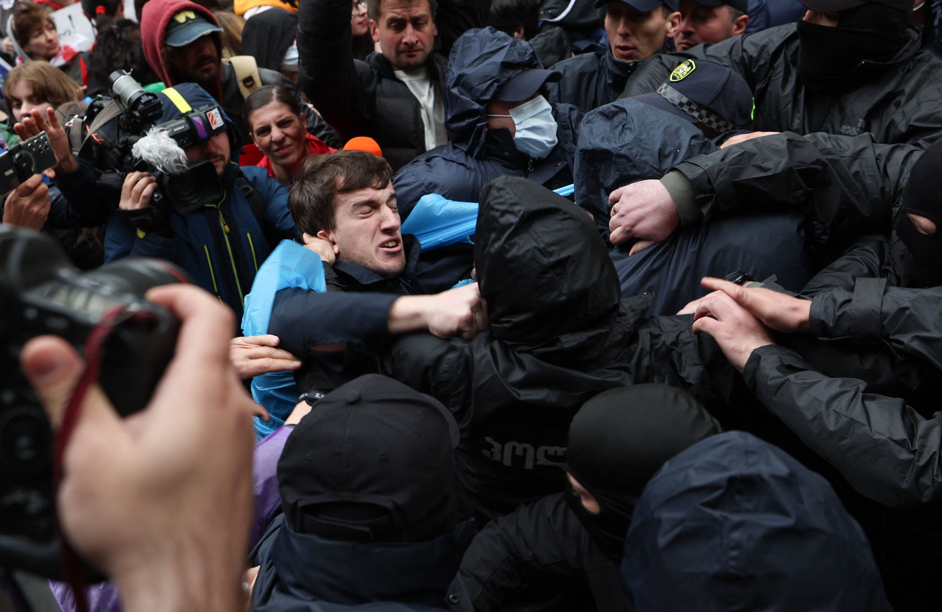 Protesty w Tbilisi