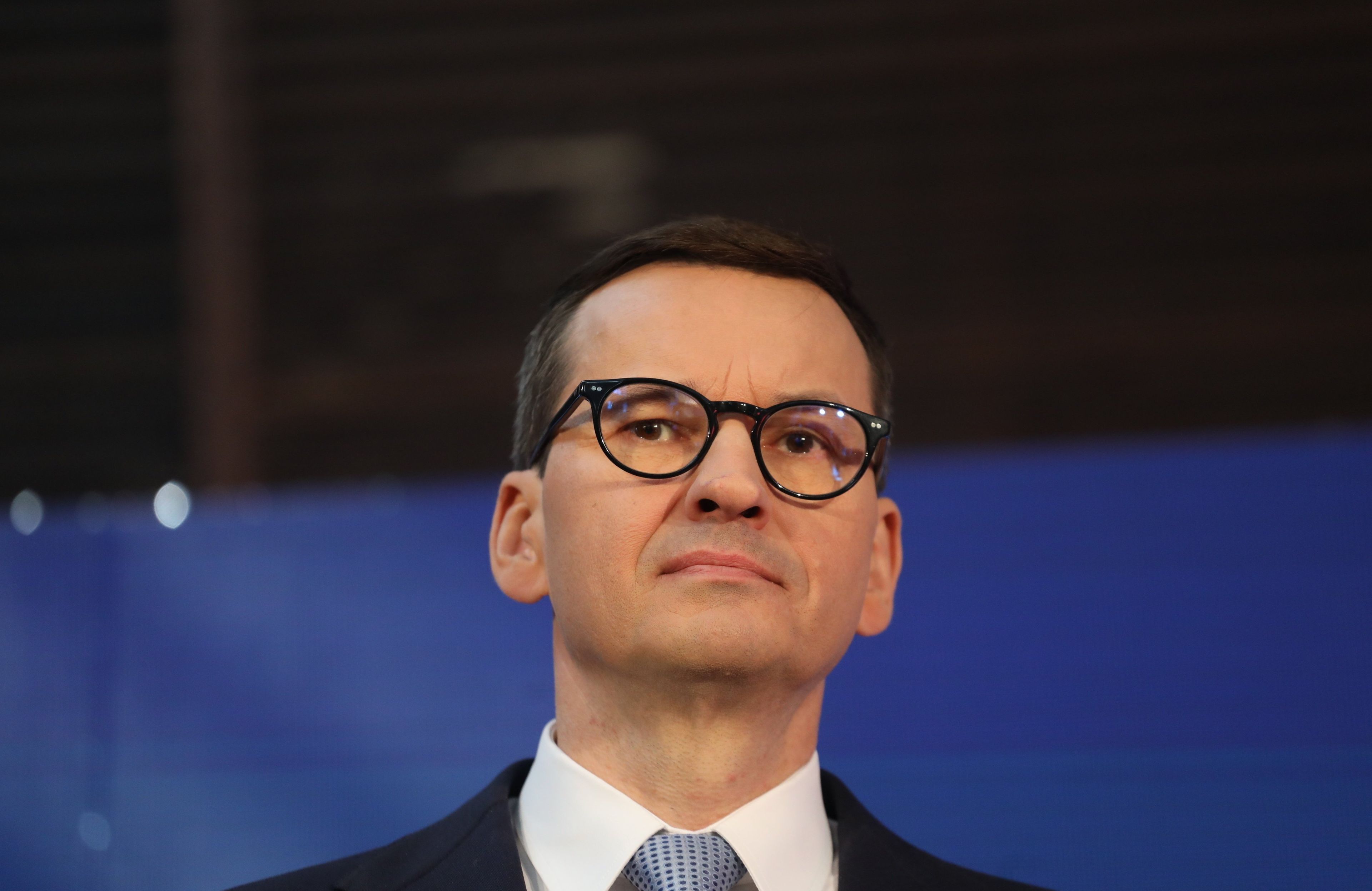 Były premier Mateusz Morawiecki podczas konferencji prasowej