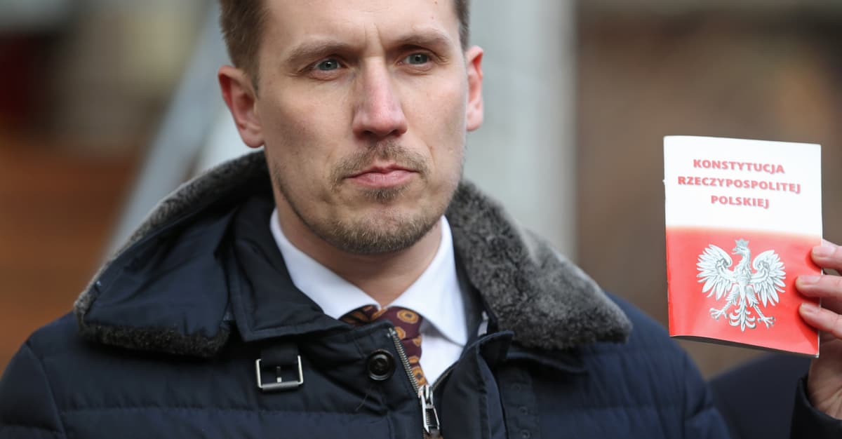 Berkowicz ukarany za skandal z flagą Izraela. 3 miesiące z połową pensji