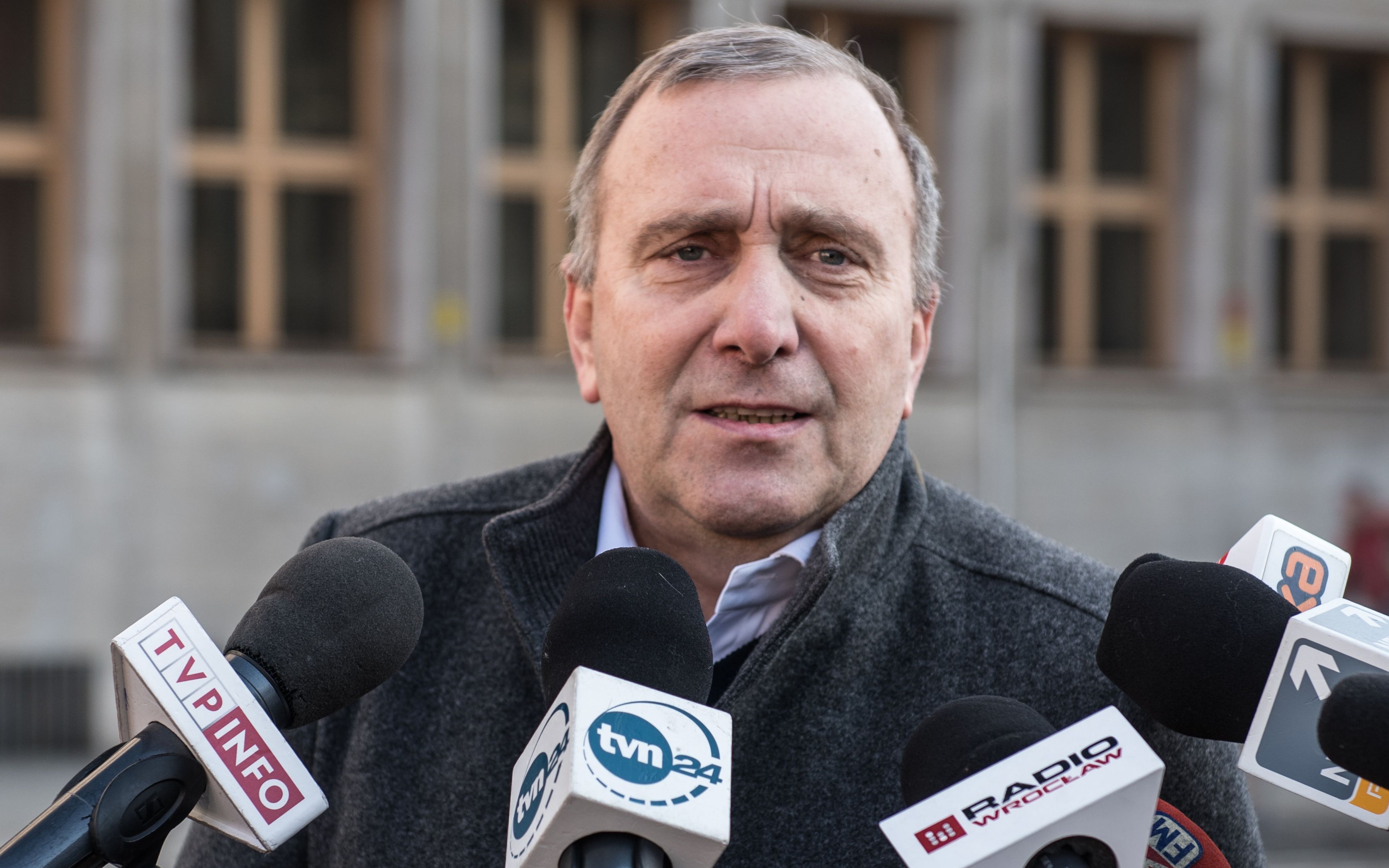 18.02.2019 Wroclaw , Plac Solny . Grzegorz Schetyna , briefing w sprawie " tasm Kaczynskiego " . 
fot . Tomasz Pietrzyk / Agencja Gazeta
