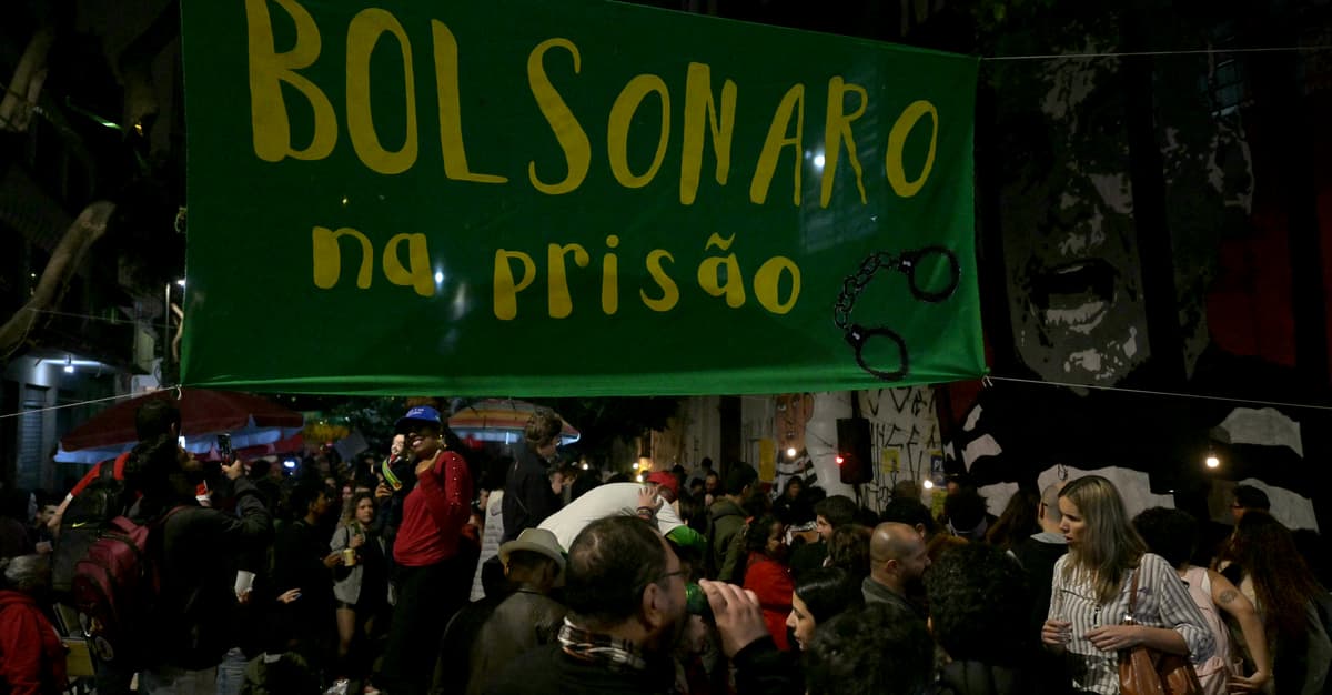 27 lat więzienia dla byłego prezydenta Jaira Bolsonaro. Co wydarzyło się w Brazylii?