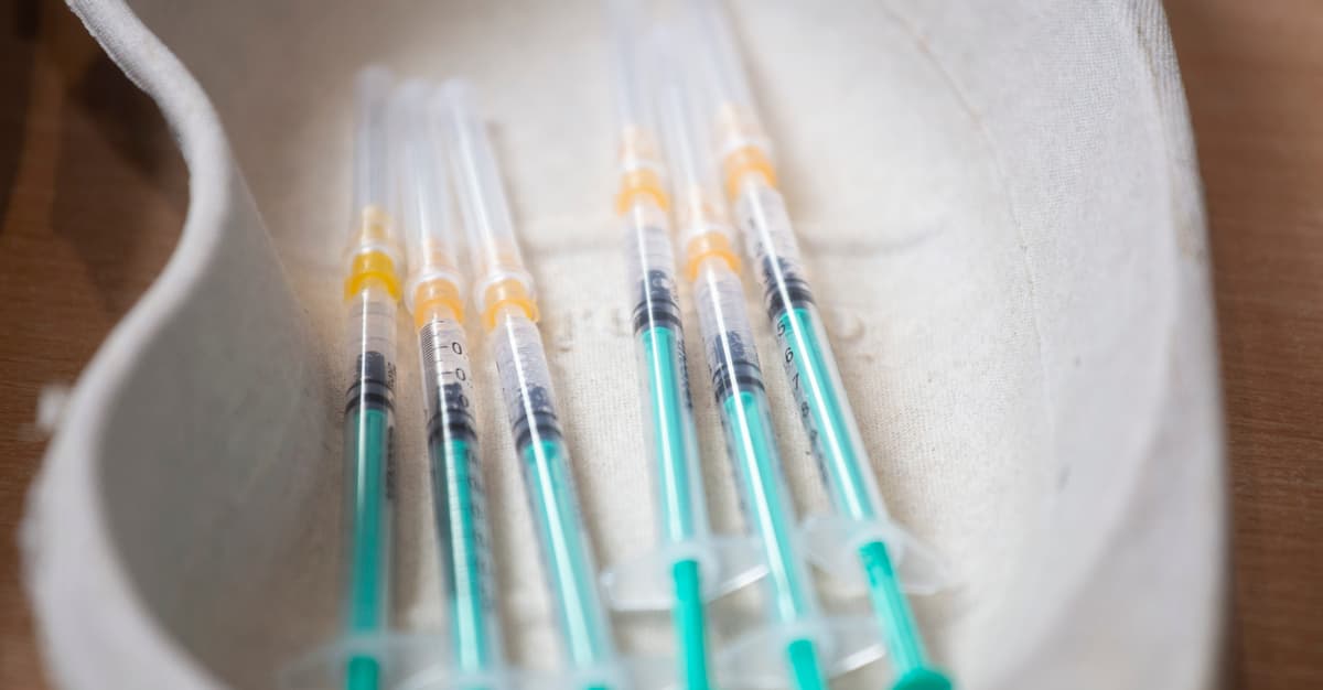 Sąd: Polska musi zapłacić za nieodebrane szczepionki