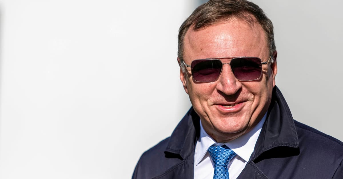 Onet i Radio Zet ujawniają, jak Kurski nielegalnie finansował swoją kampanię do Europarlamentu