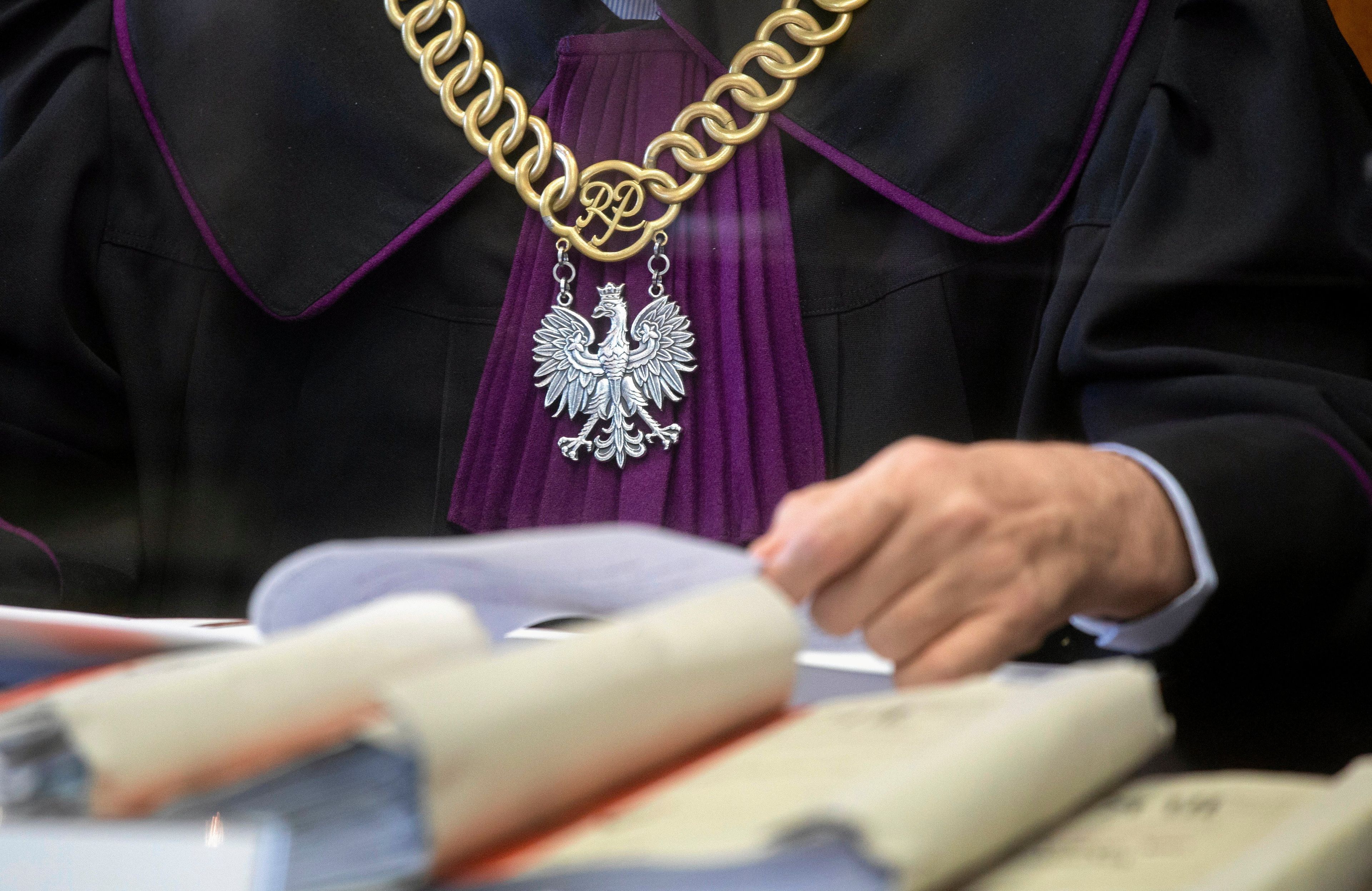 Toga i łańcuch sędziego