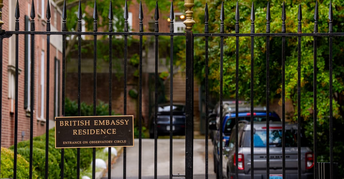 Były ambasador Wielkiej Brytanii w USA opuszcza partię po ujawnieniu powiązań z Epsteinem