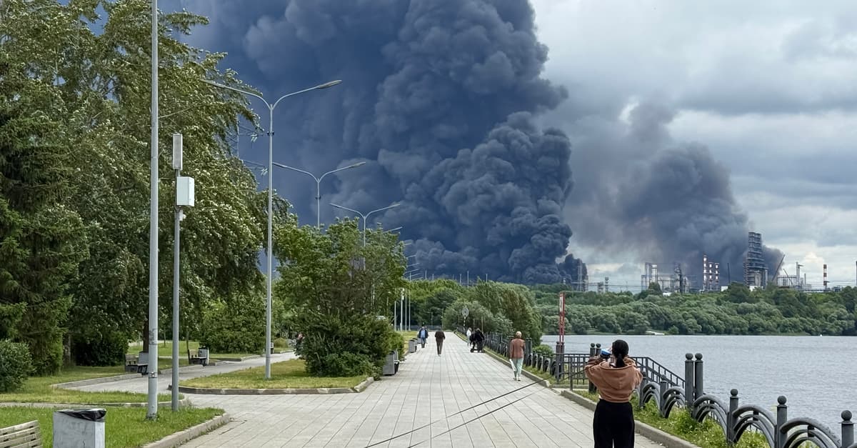 Najpierw słabnie władza, potem ludzie wychodzą na ulice