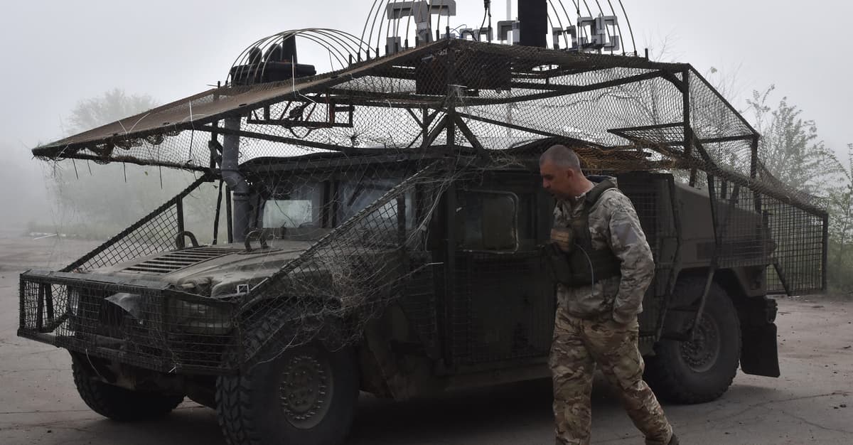 Russia resumes offensive in Donbas. Ukrainians attack Russian aircraft with drones [SITUATION ON THE FRONTLINE]