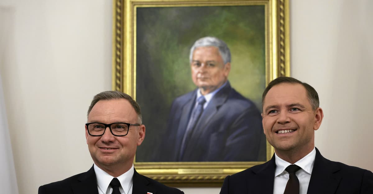 W PiS po wyborach euforia, ale i lękliwe oglądanie się na Konfederację