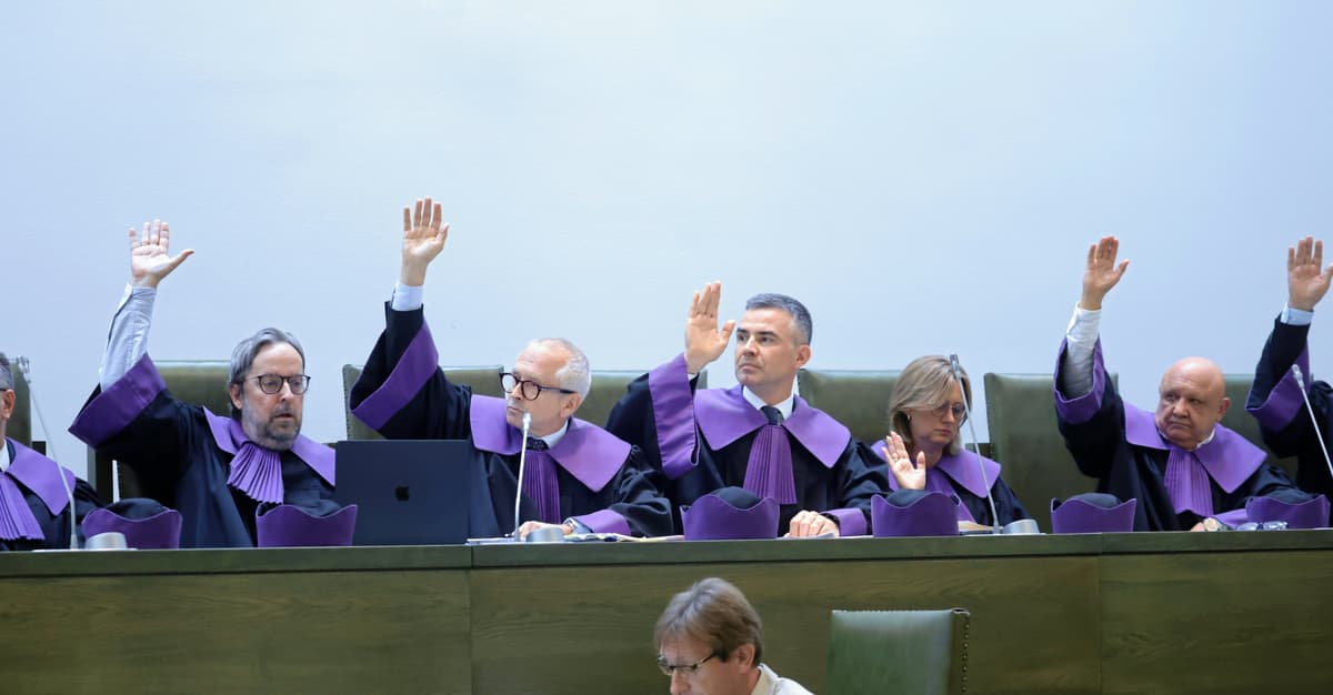 Поражение Мановской. Он не стал блокировать Государственный трибунал по ее делу и не выслал журналистов