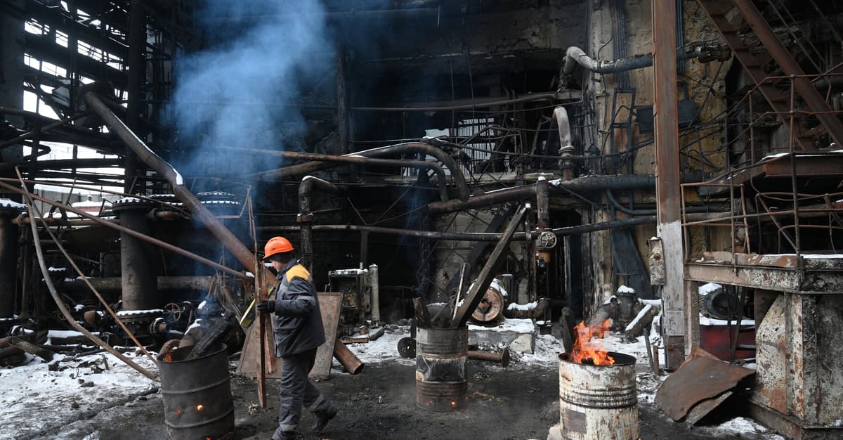 Ponad 200 zespołów ludzi pracuje całą dobę. Ukraina szykuje się na -30 stopni. I rosyjskie ataki