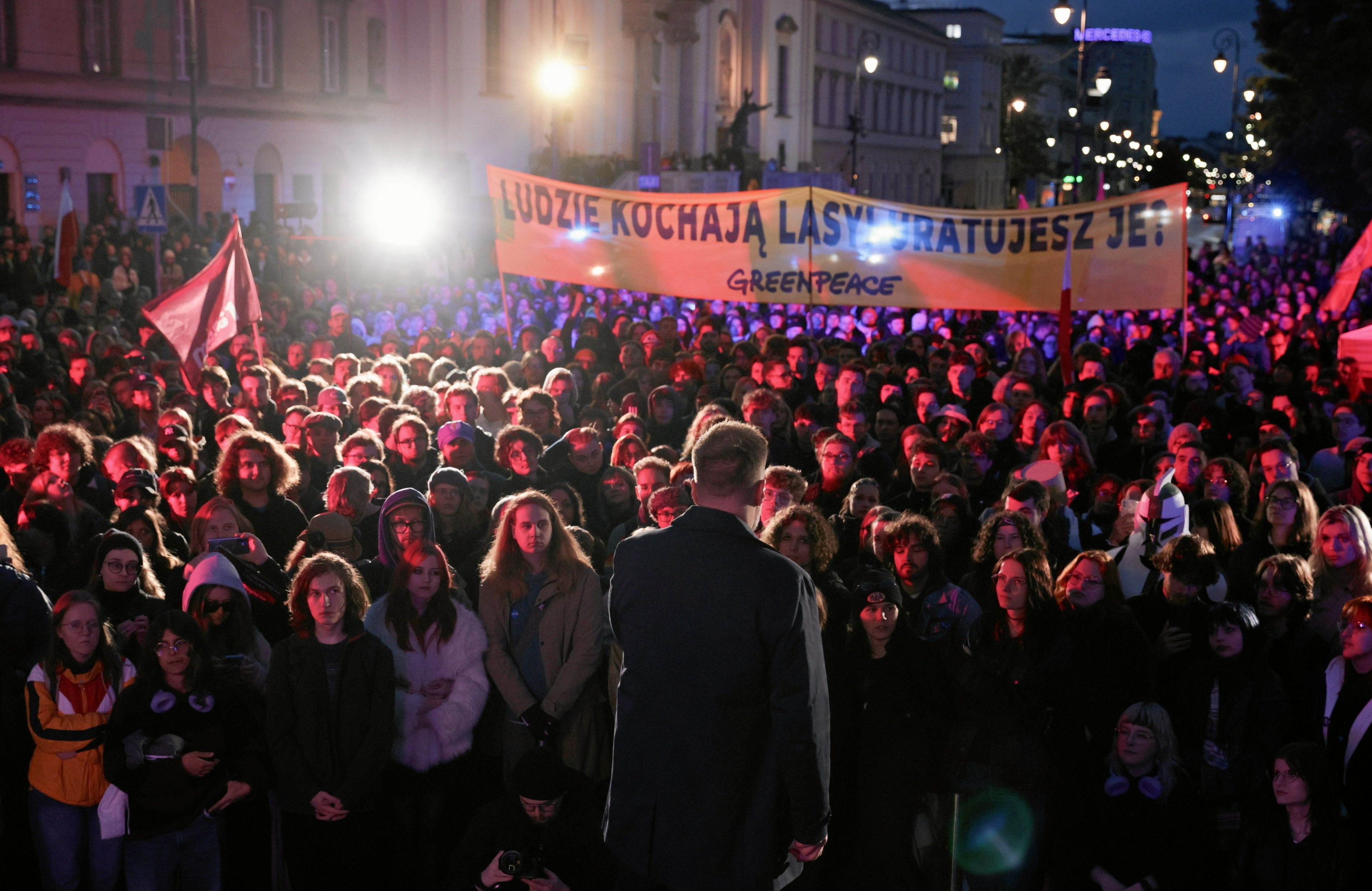 Przedwyborczy wiec kandydata Partii Razem na prezydenta Adriana Zandberga w Warszawie