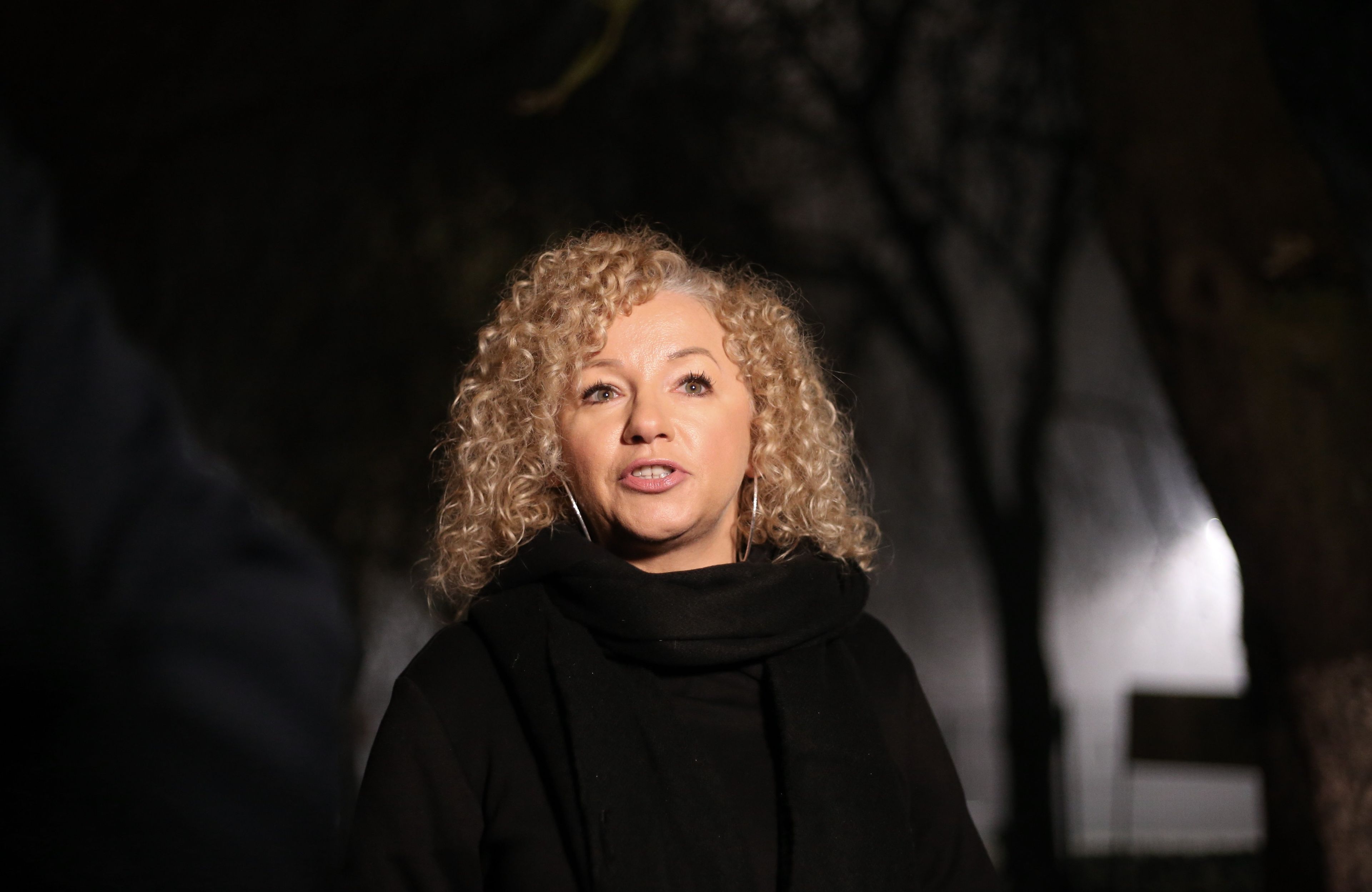 Poslanka Katarzyna Kotula podczas briefingu prasowego