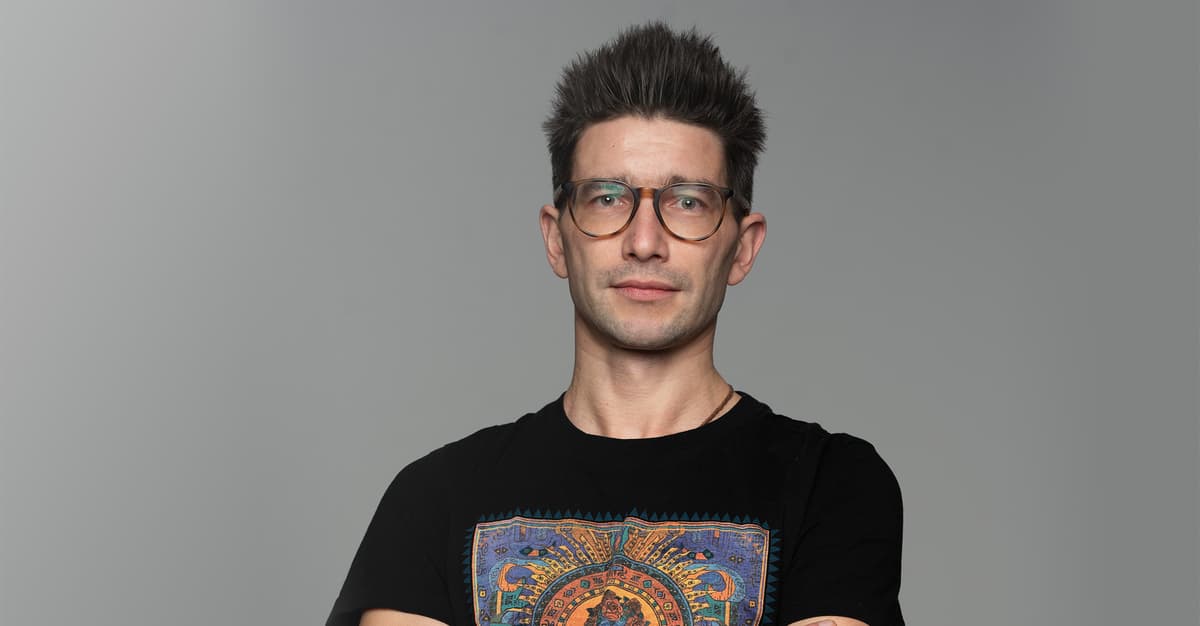 Szymon Opryszek z OKO.press nominowany do nagrody PAP im. Ryszarda Kapuścińskiego