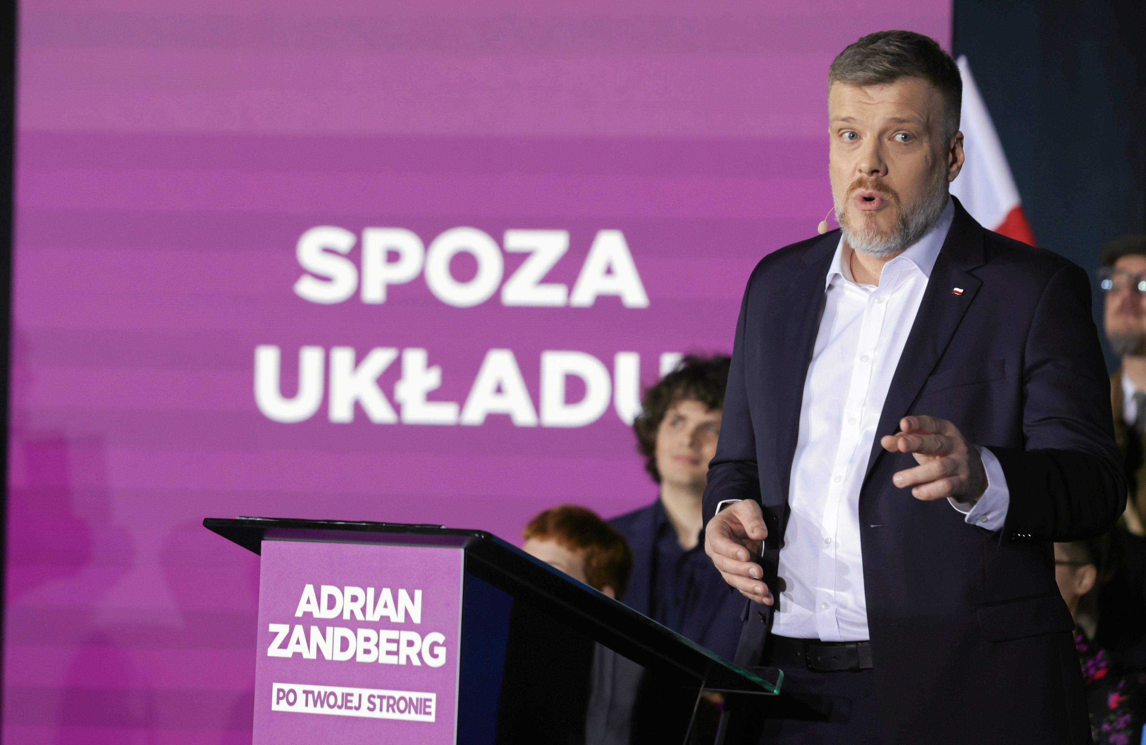 Adrian Zandberg, przewodniczący partii Razem ogłasza swój start w wyborach prezydenckich 11 stycznia 2025 w Warszawie