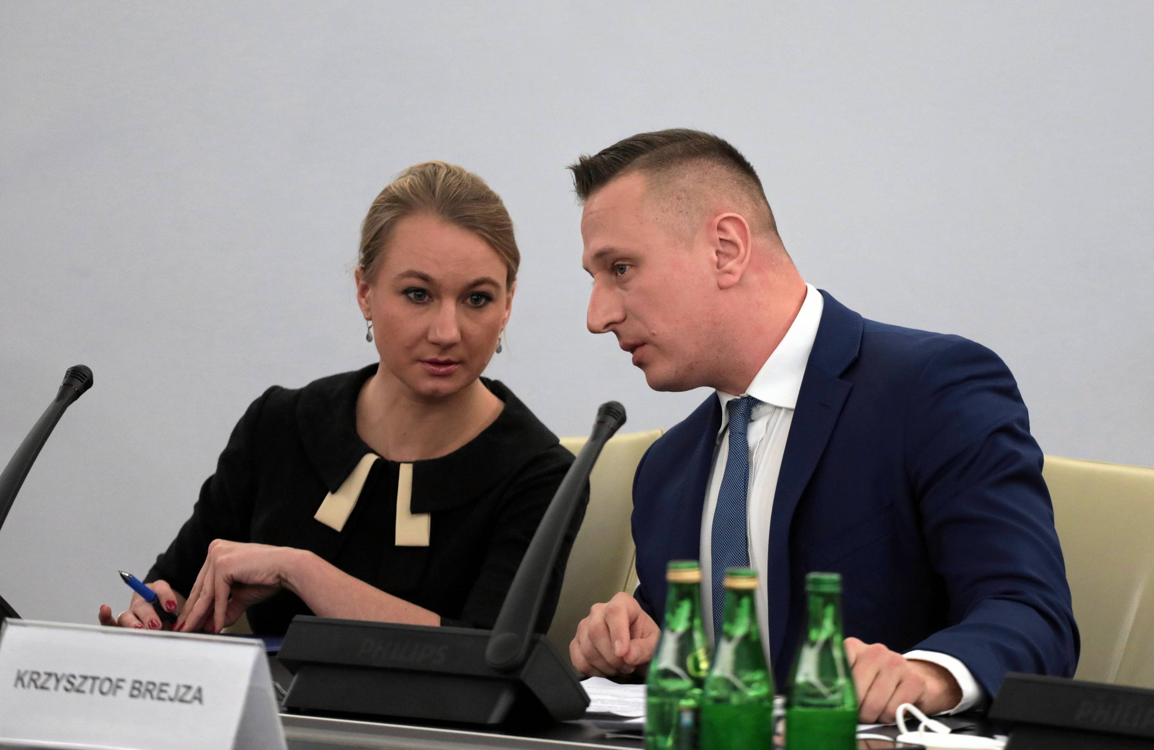 Senator Krzysztof Brejza i jego żona Dorota Brejza, senacka komisja ds Pegasusa, 19.01.2022 r.