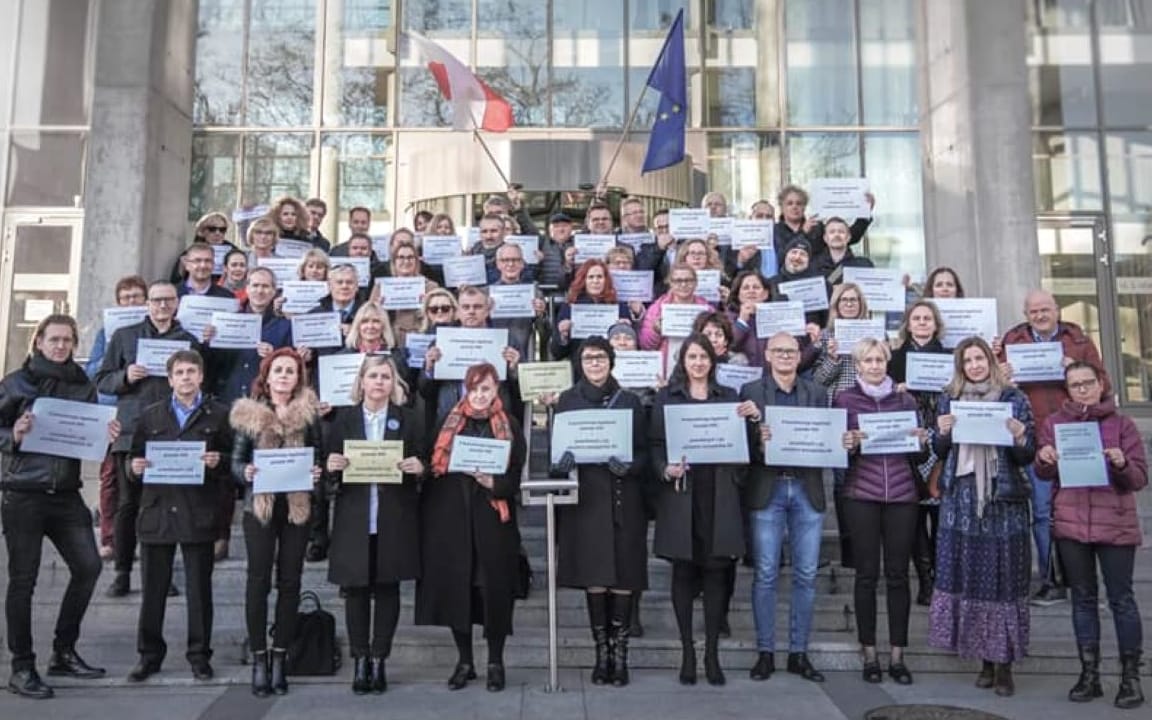 Grafika do artykułu Zastępczyni Ziobry drwiła, że do Iustitii należy „garstka”. Ośmieszyła się. Należy 3700 sędziów. I przybywa