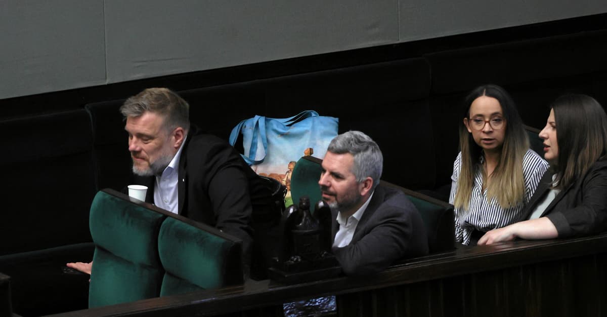 Co zrobią wyborcy Zandberga? Poseł Razem odpowiada
