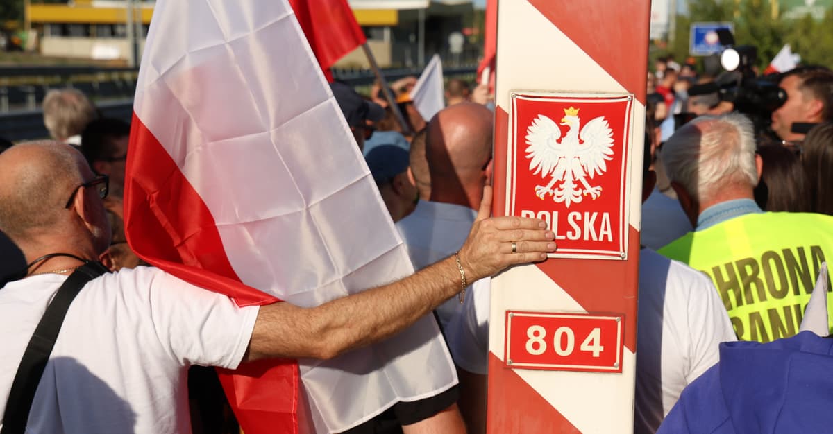 Członkowie „patroli obywatelskich" powinni trafić przed sąd. Samowolne kontrole naruszają prawo