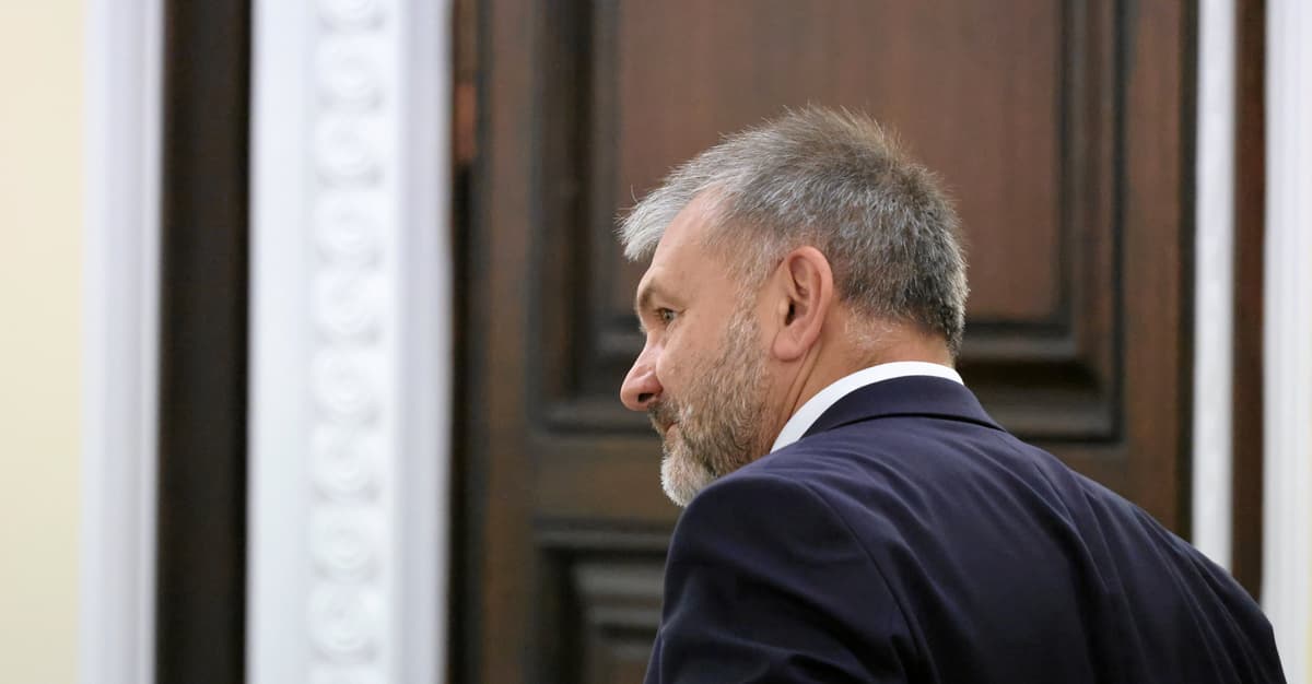 „Będę dążył do opuszczenia przez was tego budynku”. Waldemar Żurek przyszedł na posiedzenie neo-KRS