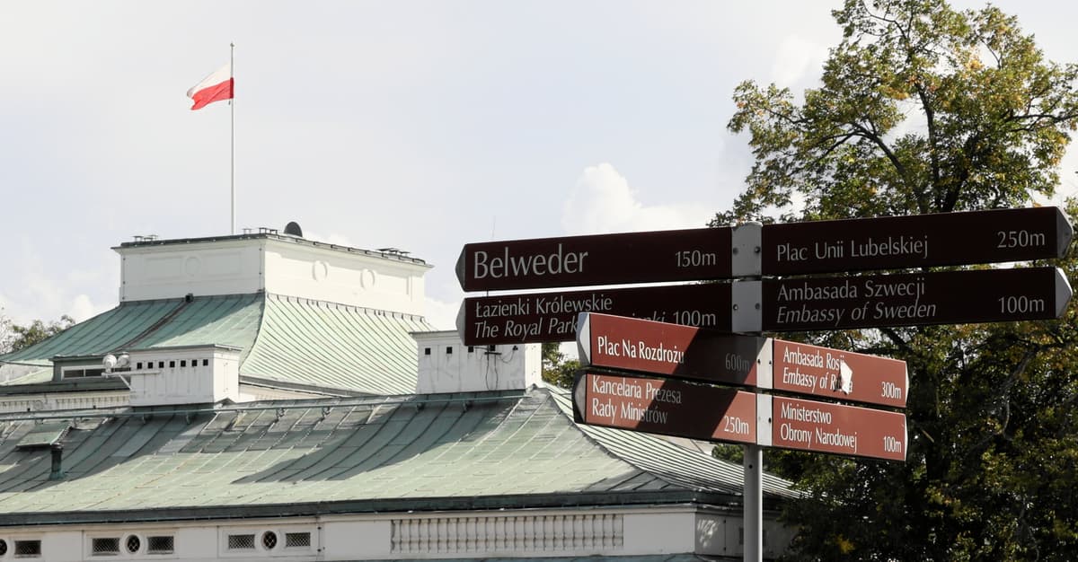 Dron nad Belwederem. Policja zatrzymała dwie osoby