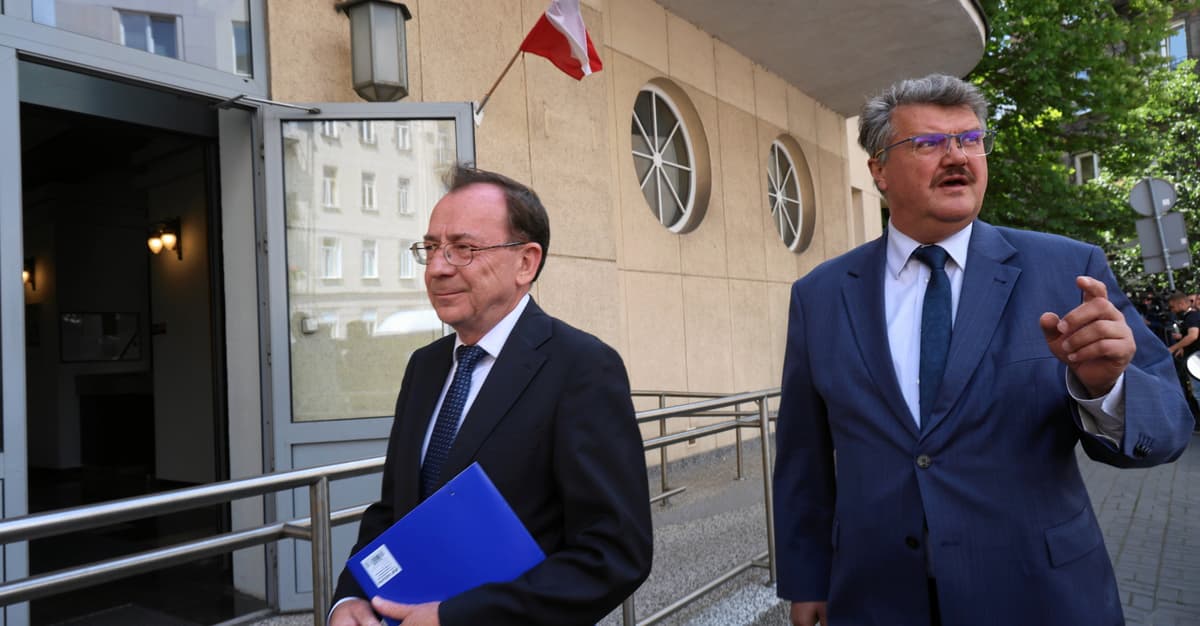 Akt oskarżenia przeciwko Kamińskiemu i Wąsikowi