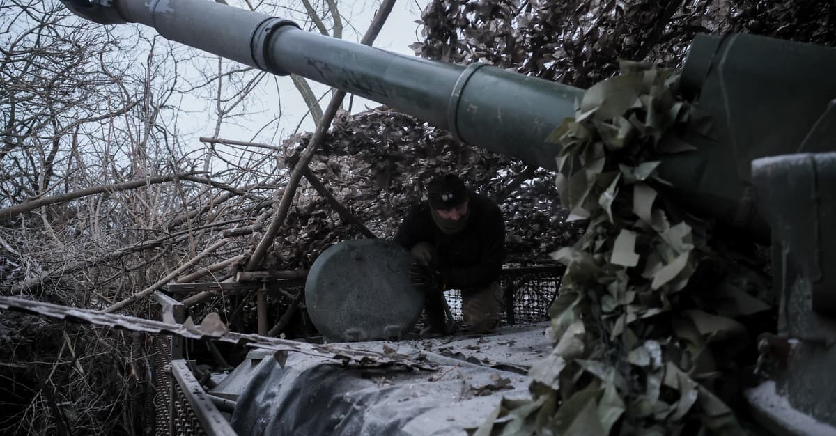 Trwają skuteczne ukraińskie kontrataki na południu kraju [PŁK LEWANDOWSKI O WOJNIE]
